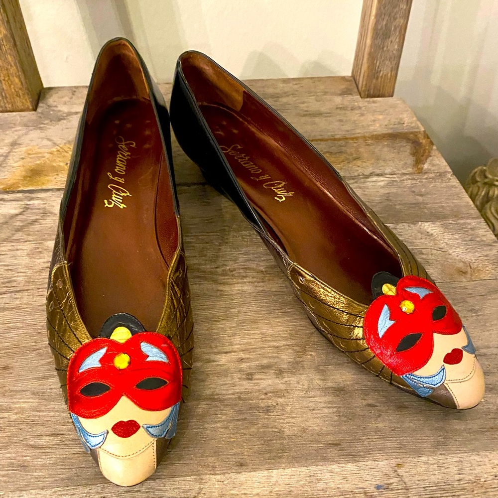 Vintage 1980s flats made in Spain